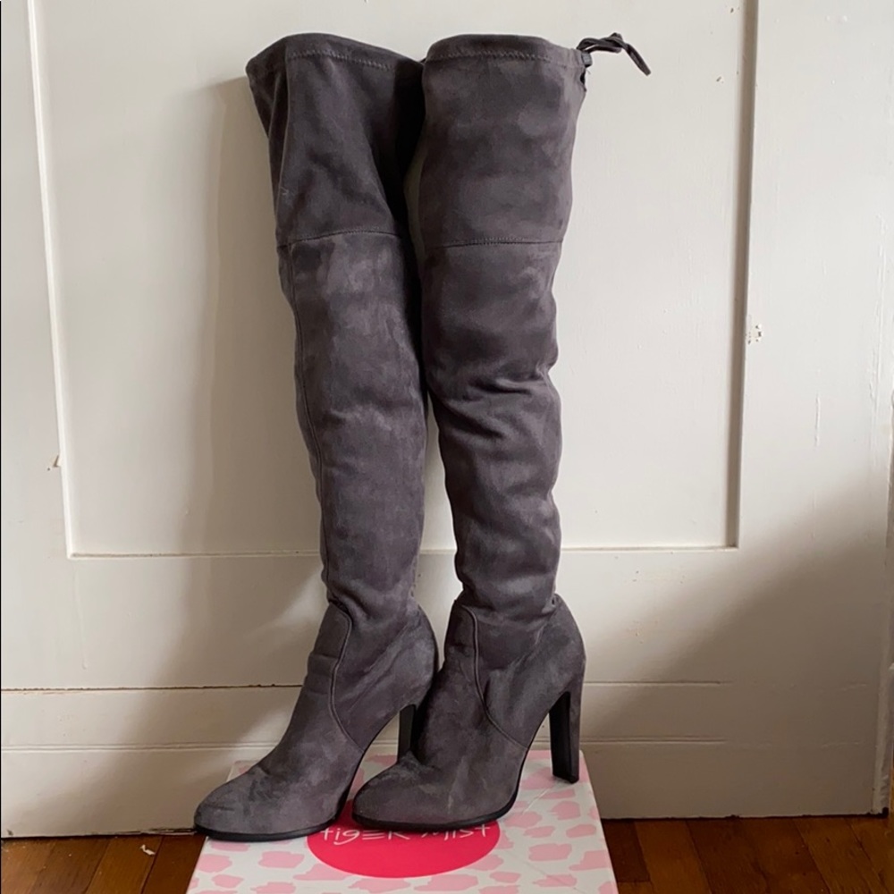 Tiger mist over the knee grey boots